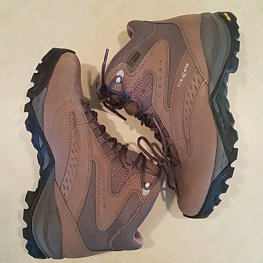 Trezeta lace up boots
